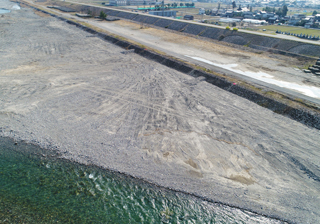 河川